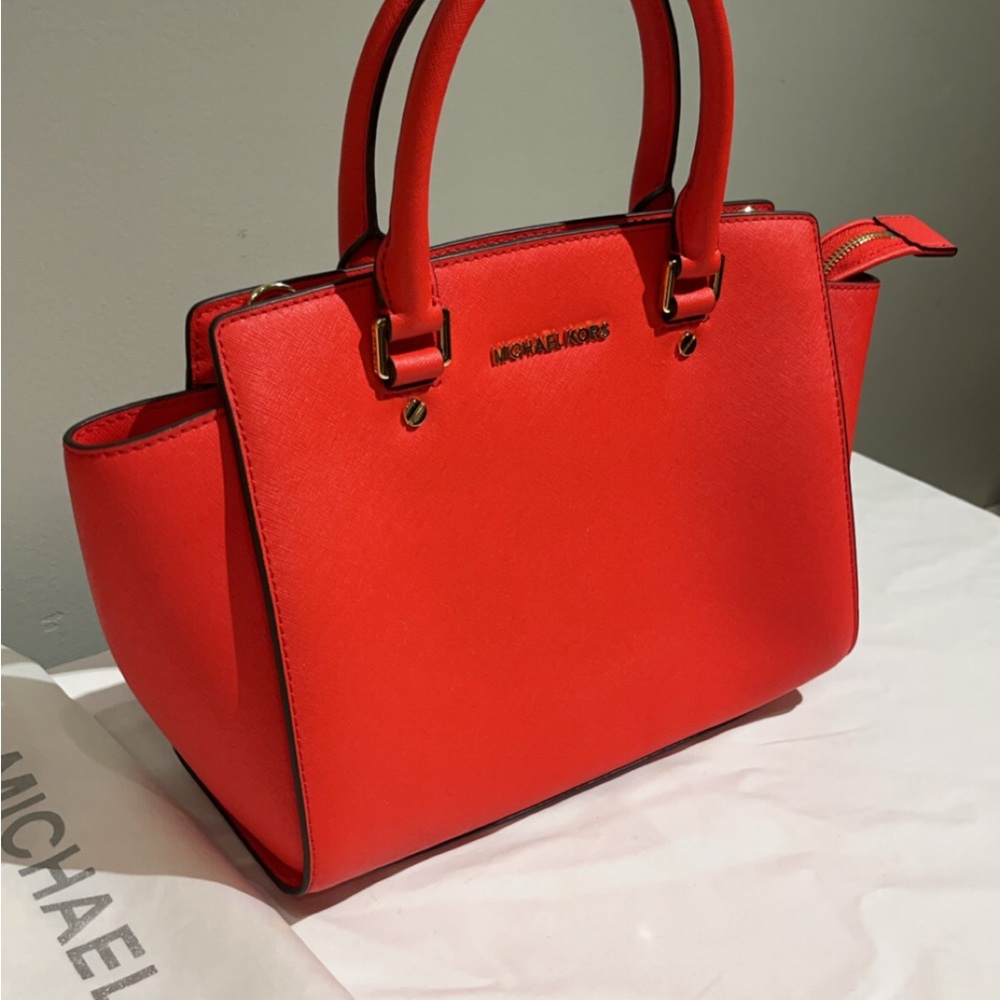 Michael Kors Orange/Red Selma Saffiano Handbag